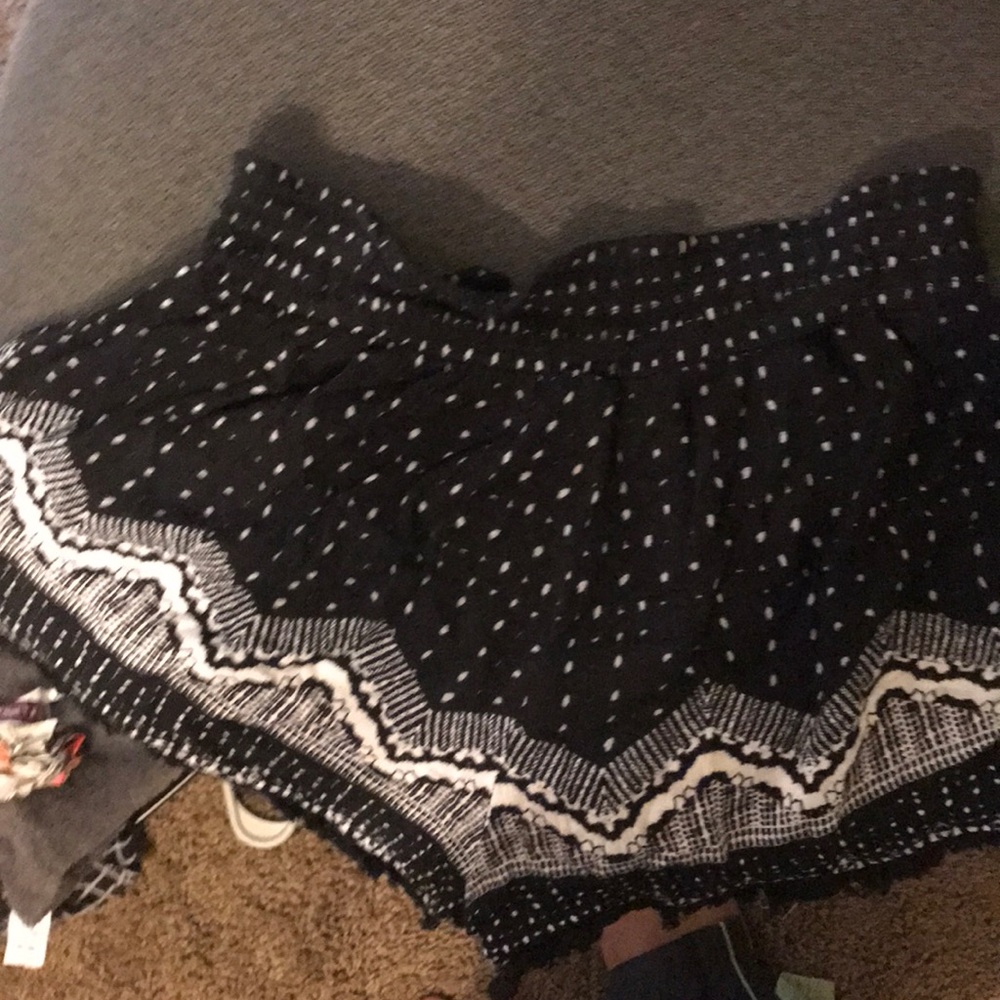 Shorts - Picture 2 of 2